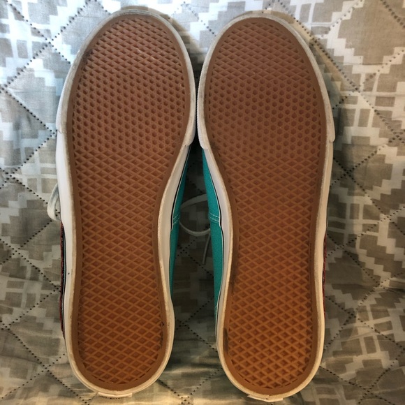 Custom Vans Pac-Man Shoes - Picture 7 of 10